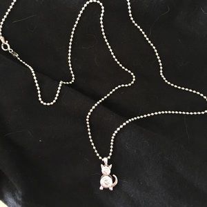 Cat charm necklace